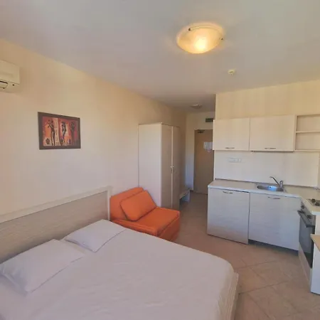 Seaside - Sunny Apartman *